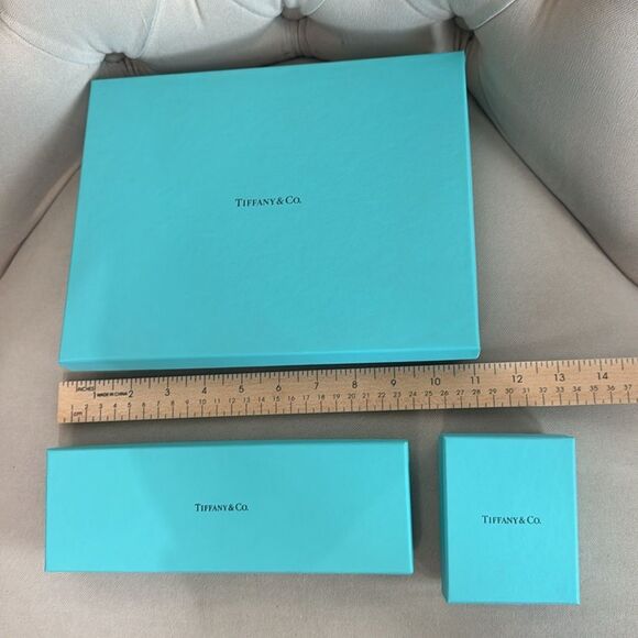Tiffany & Co. Gift Box Set - Picture 2 of 6